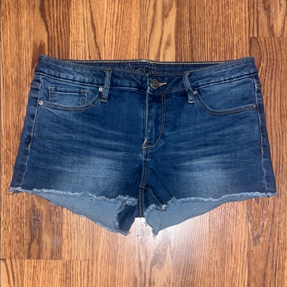 Chip & Pepper Blue Jean Shorts Classic Cut-Off Style